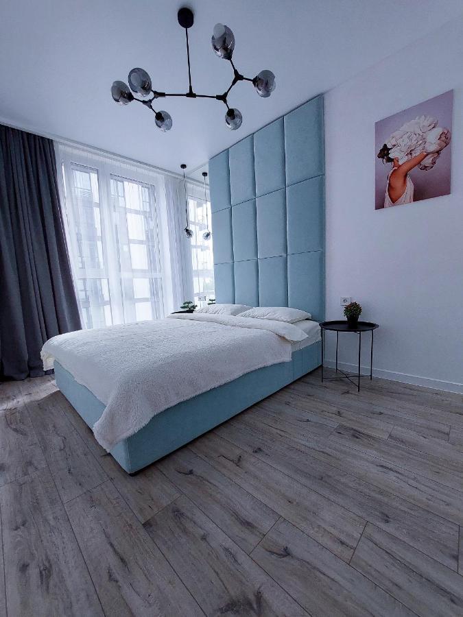 Avalon On Lypynskogo Street Apartment Lviv Ngoại thất bức ảnh