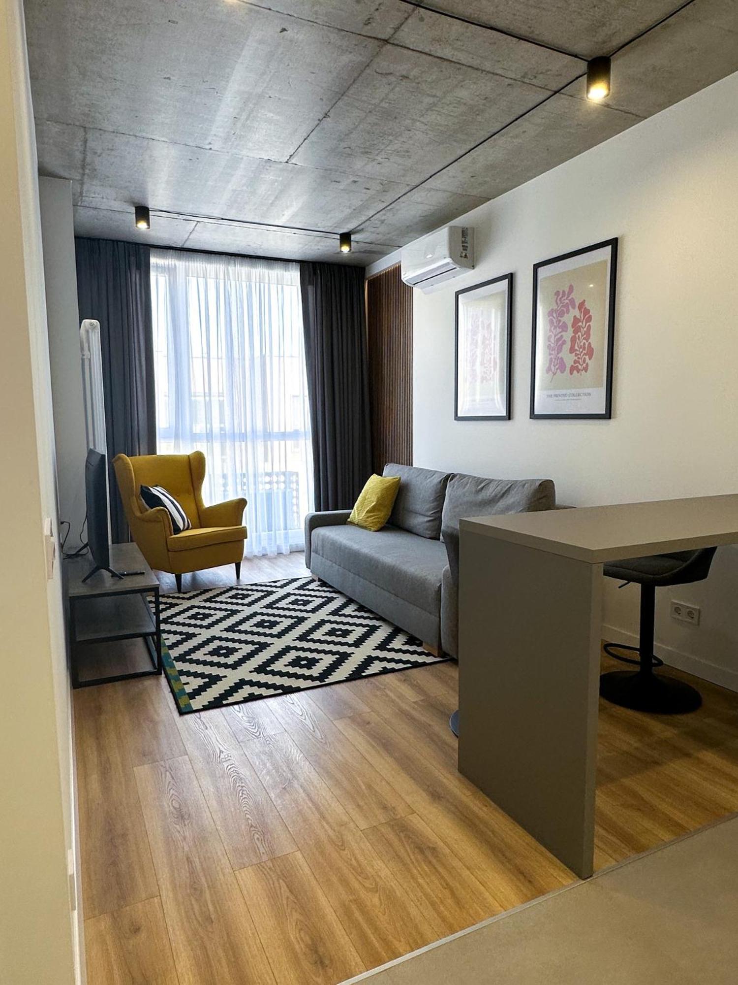 Avalon On Lypynskogo Street Apartment Lviv Ngoại thất bức ảnh