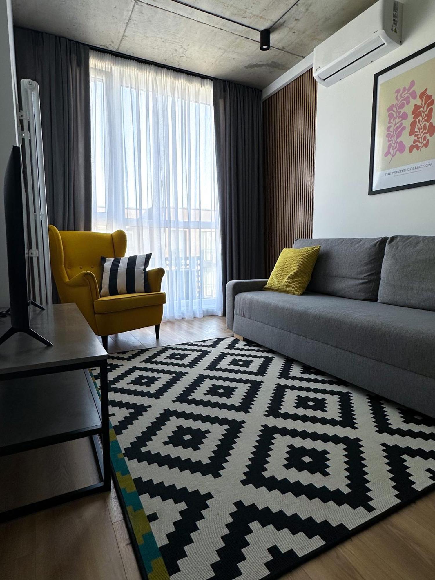 Avalon On Lypynskogo Street Apartment Lviv Ngoại thất bức ảnh