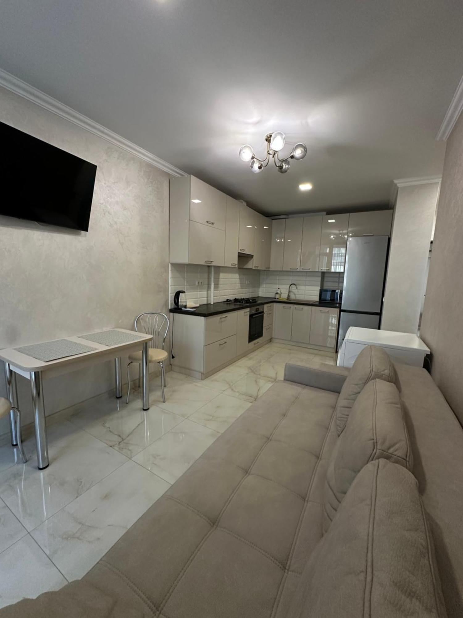 Avalon On Lypynskogo Street Apartment Lviv Ngoại thất bức ảnh
